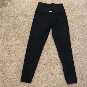 BLACK ATHLETIC LEGGINGS